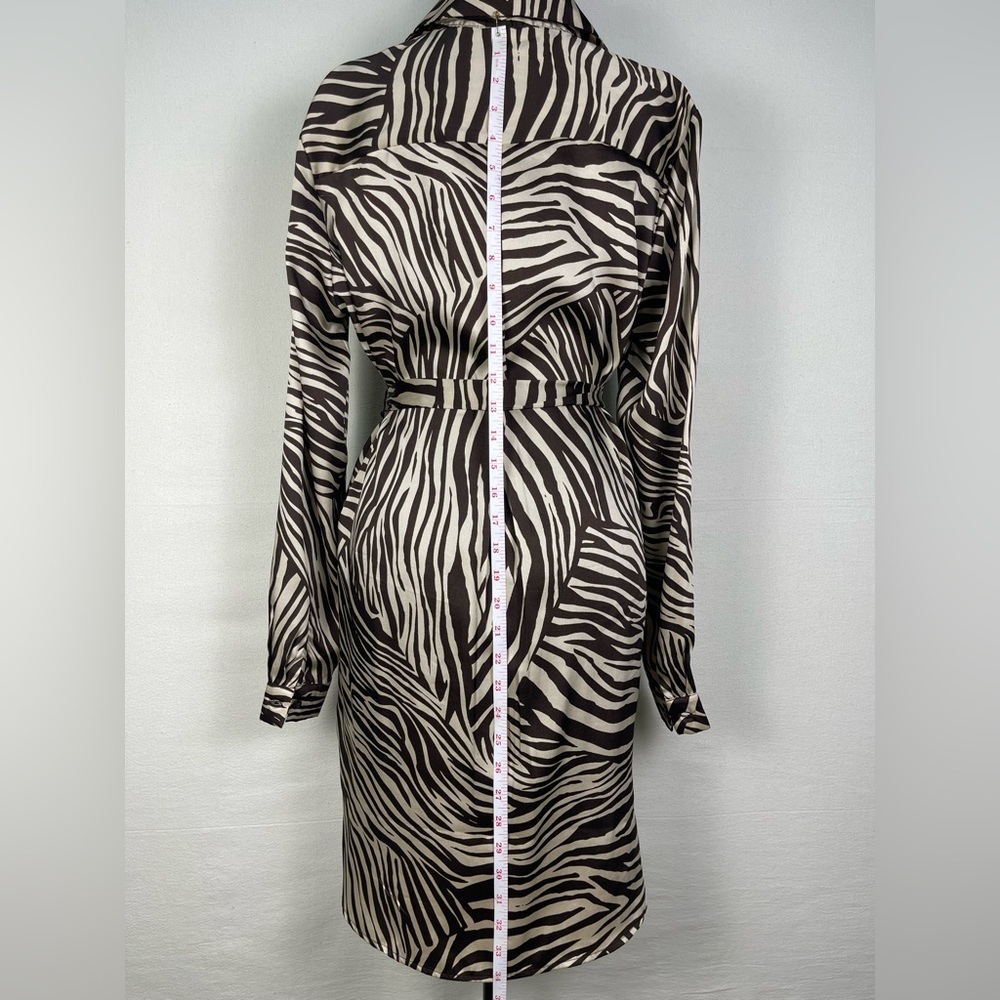 H&M Zebra Patterned Shirt Dress​ - Picture 7 of 8